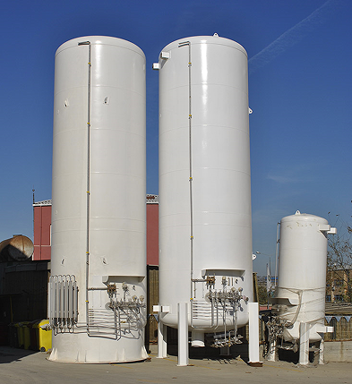 Oxidizing properties of liquids in cryogenic liquid storage tanks