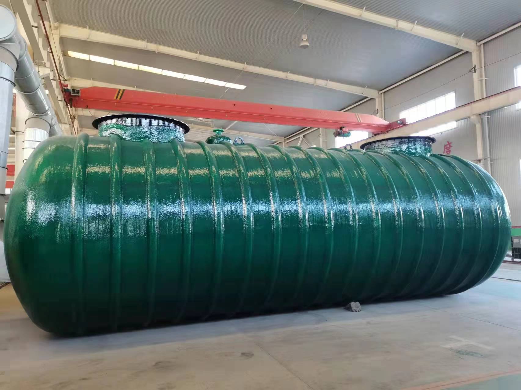 Double-layer FF underground oil tank