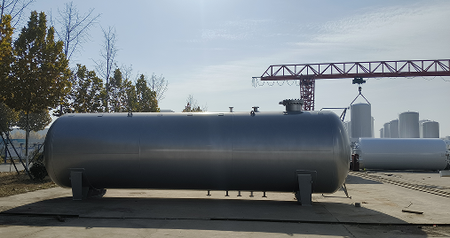 Preventing stress corrosion in tanks used for LPG storage