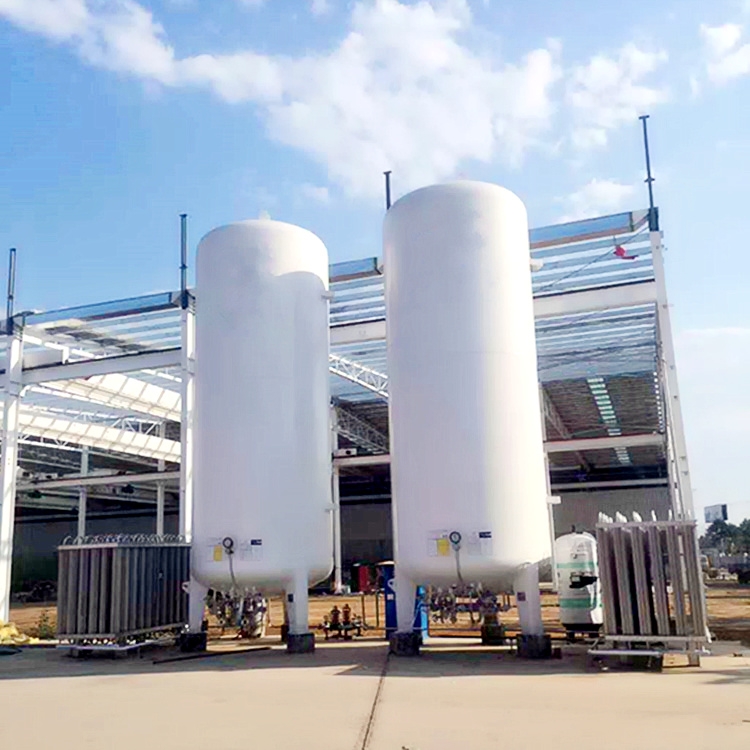 Material safety of liquid oxygen storage tanks