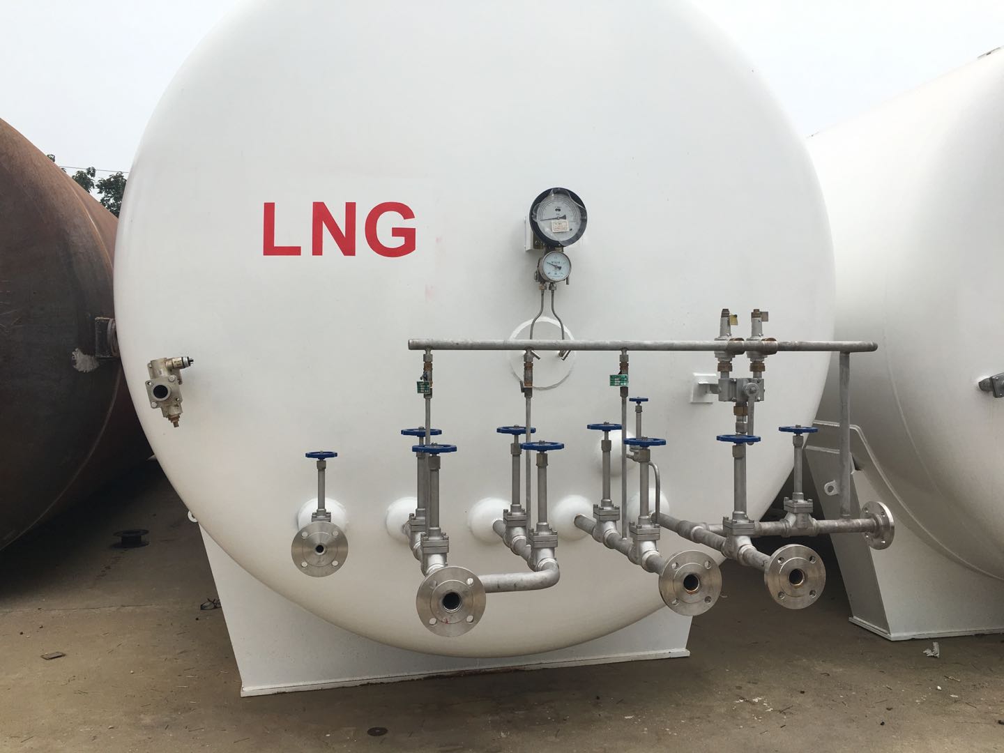 lng gasification station production area maintenance facilities