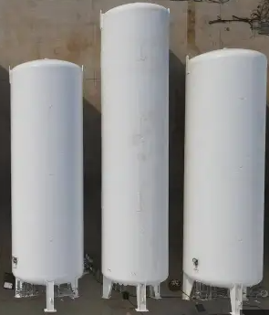 Liquid nitrogen storage tank