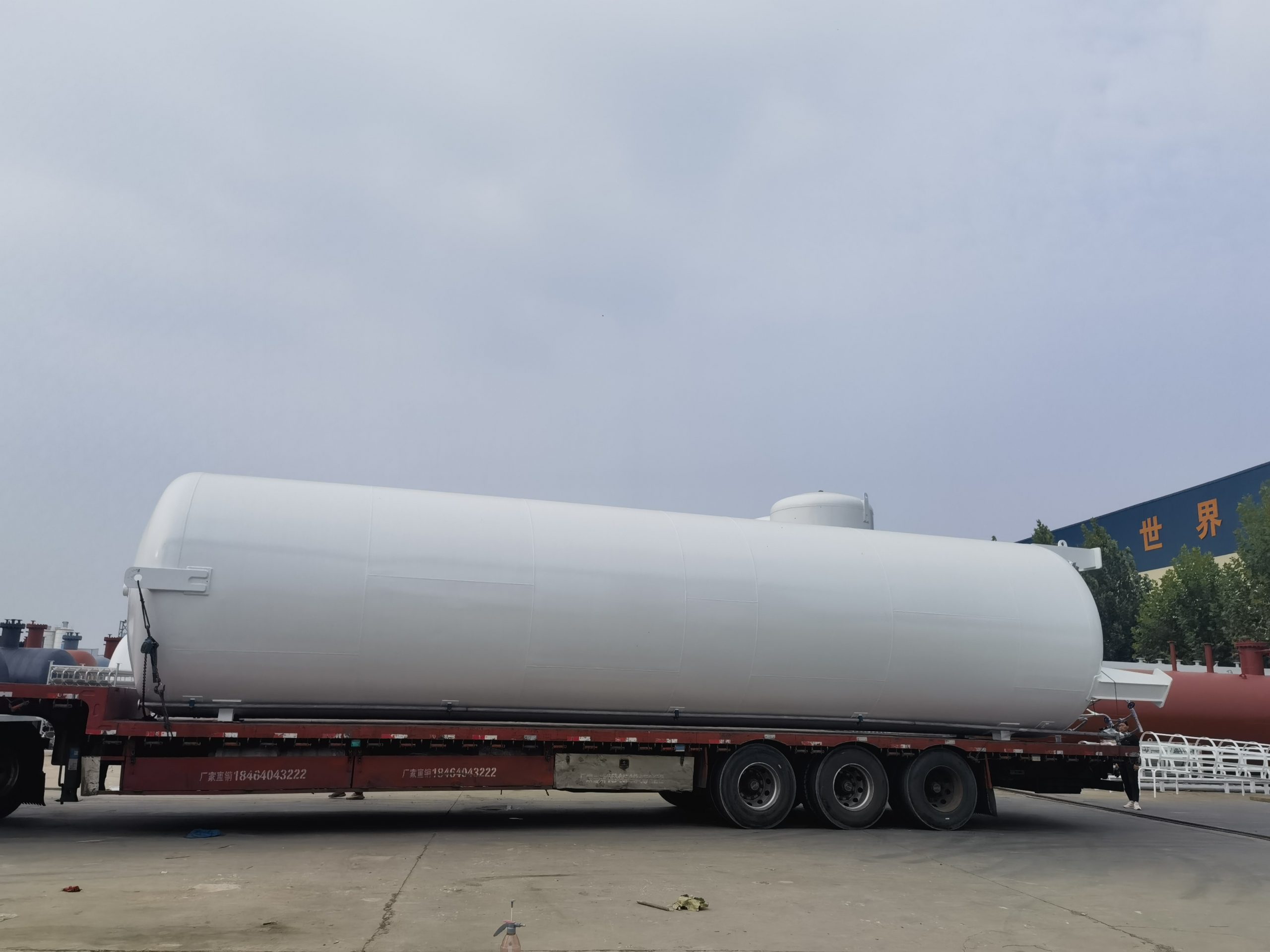 Process description of cryogenic storage tank