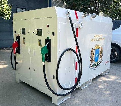 Mini portable mobile gas fuel station