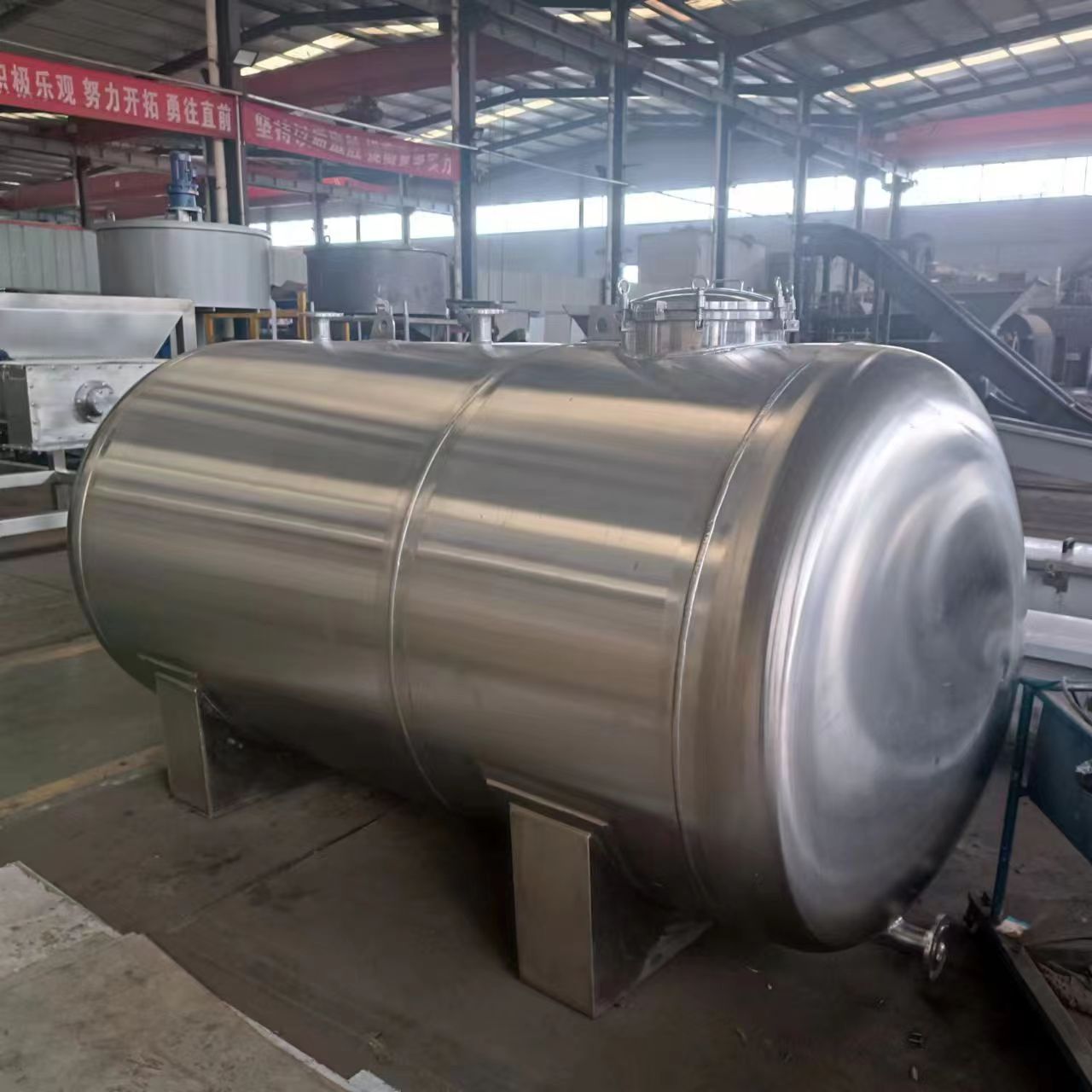 The advantage of stainless steel storage tank