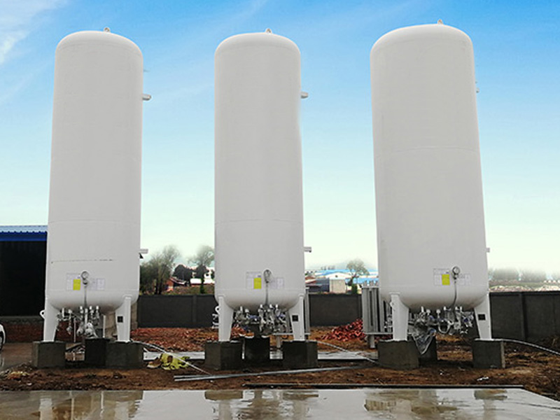 Insulation effect of cryogenic storage tank